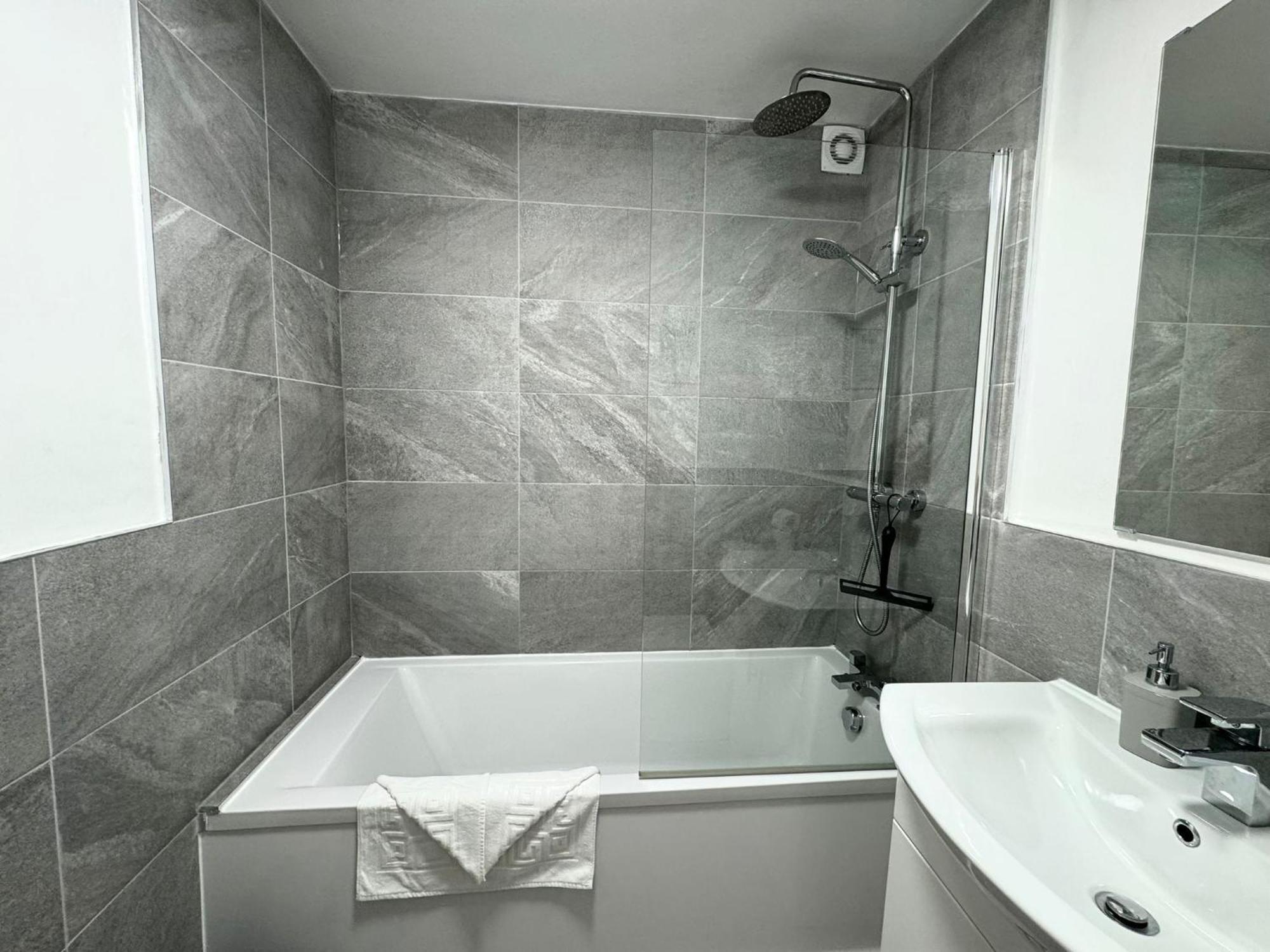 The Alnham, Large 3 Bed Apartment, Close To The City Newcastle upon Tyne Exterior foto